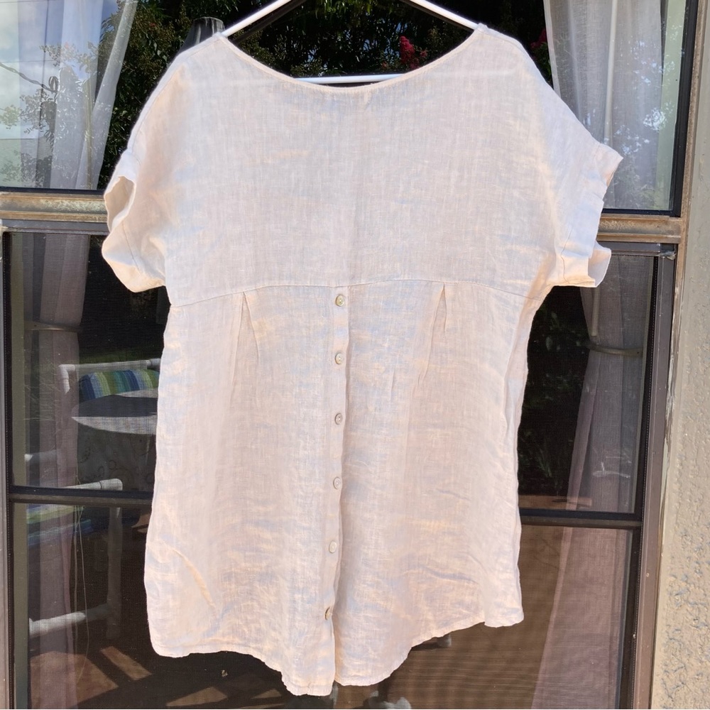 Beautiful Terzo Millenio Sand Linen Top  with high / low hem  Size Medium